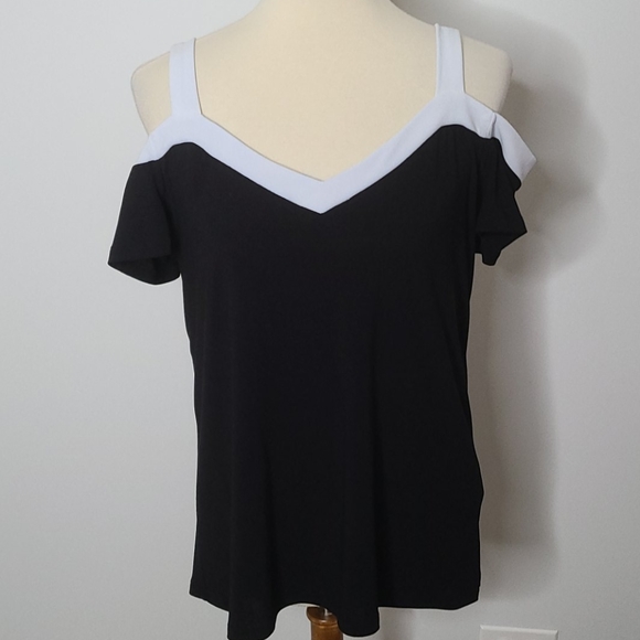 INC International Concepts Tops - 5/25 ❤ INC bold shoulder blouse